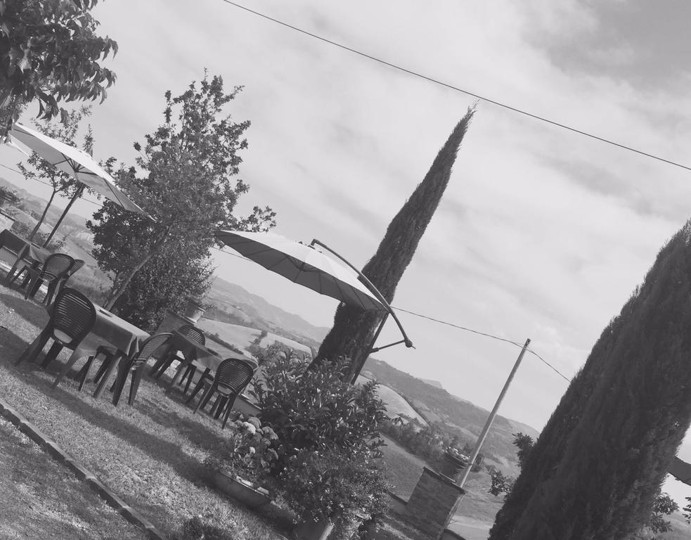 Готель Agriturismo Ca Lunati Castelletto Mendosio Екстер'єр фото